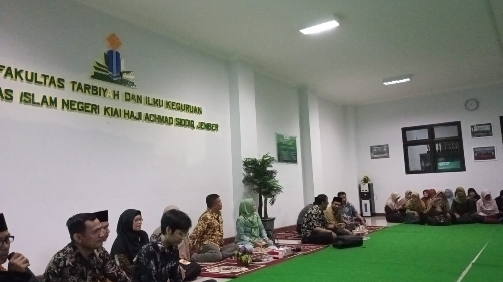 Tasyakuran Doktor dan Halal Bihalal FTIK UIN KHAS