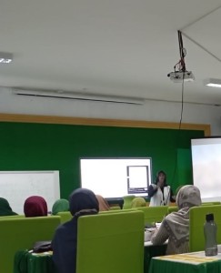 Berusaha Mewujudkan Visi dan Misi Prodi, Dosen MPI Sosialisasikan Visi dan Misi di Awal Perkuliahan